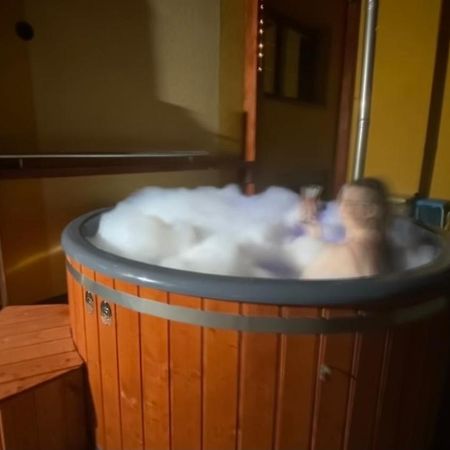 Privat U Zdenky Hotel Tvrdosin Bagian luar foto